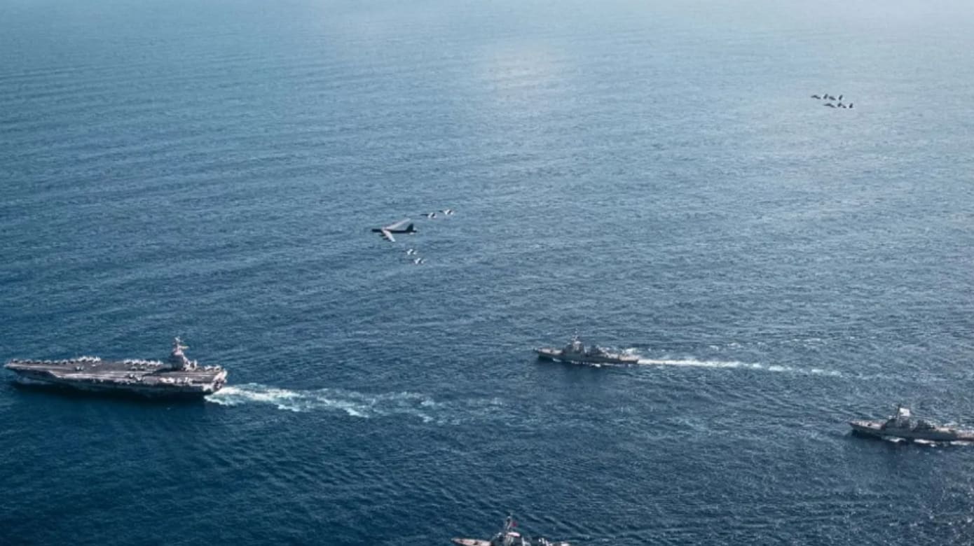 特朗普向中东增派第二艘航空母舰