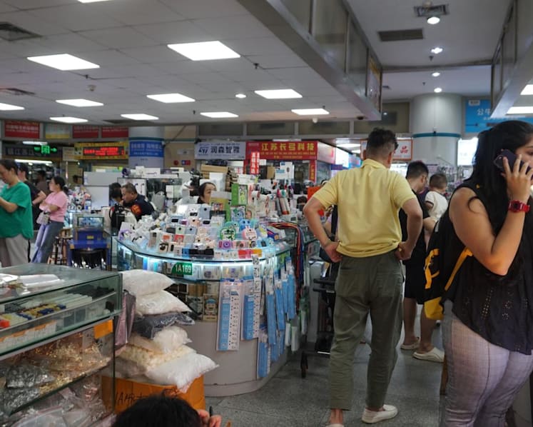 How the world’s largest electronics market in Shenzhen is feeling the heat from China’s power bank crackdown