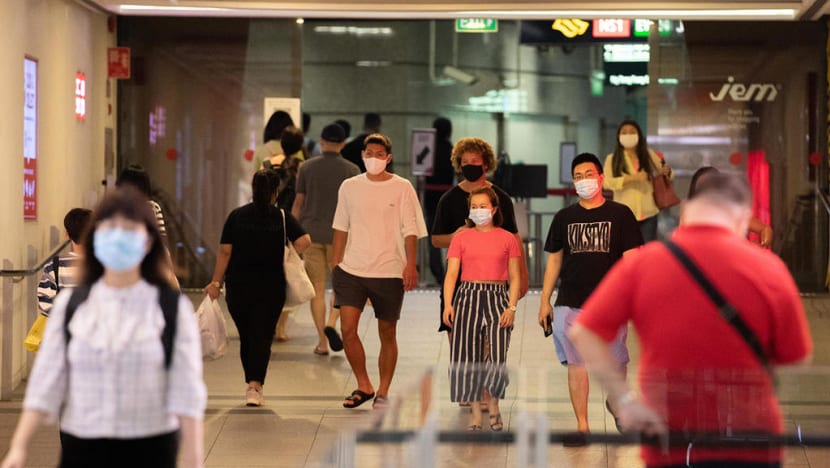 22 locally transmitted cases, including 1 dormitory resident, among 25 new Covid-19 cases in Singapore