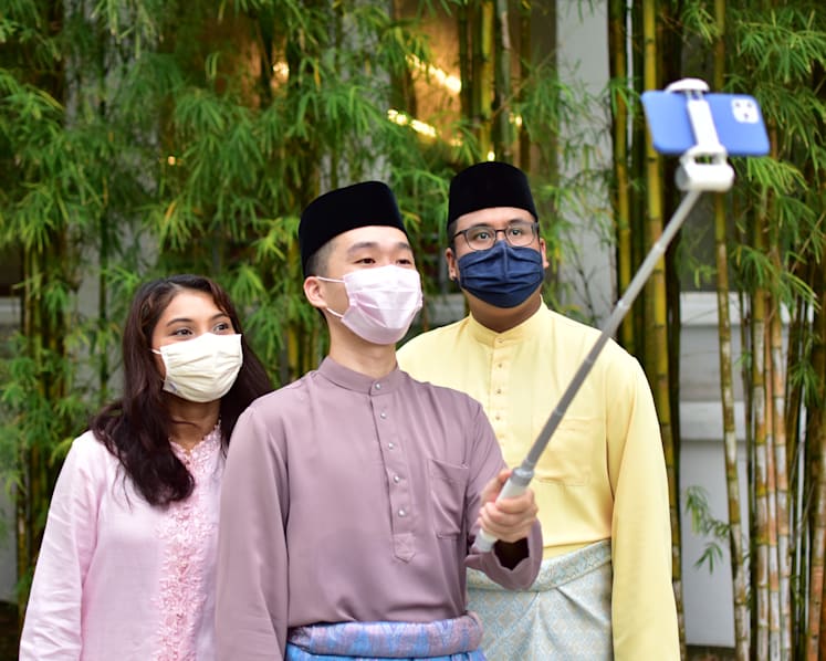 Gen Y Speaks: I find wearing a costume from another ethnic group meaningful. I hope other undergrads will do so too