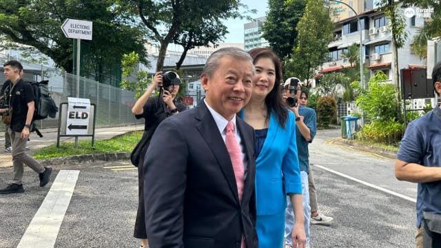 到选举局取表格 吴振华：候选人没对手当选 对国家不健康