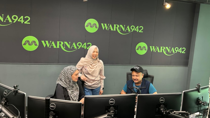BERITA+ HASIL TINJAUAN RADIO: FM ke TikTok - Radio Mediacorp Kuasai Gelombang & Dunia Digital