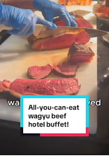 Lime Restaurant at Parkroyal Collection Pickering hotel has launched a free-flow wagyu beef buffet! Here’s what you should load up on if you go 👀 #8dayseatrestaurant #buffet #wagyu #sgtiktok