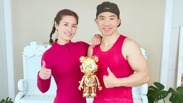 本地办新书签售会　刘畊宏、王婉霏与粉丝近距离见面