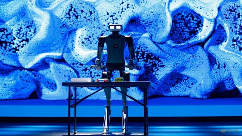 Agility Robotics to go public in $2.5 billion deal with Michael Klein-backed SPAC
