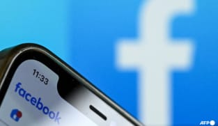 Papua New Guinea police switch Facebook back on