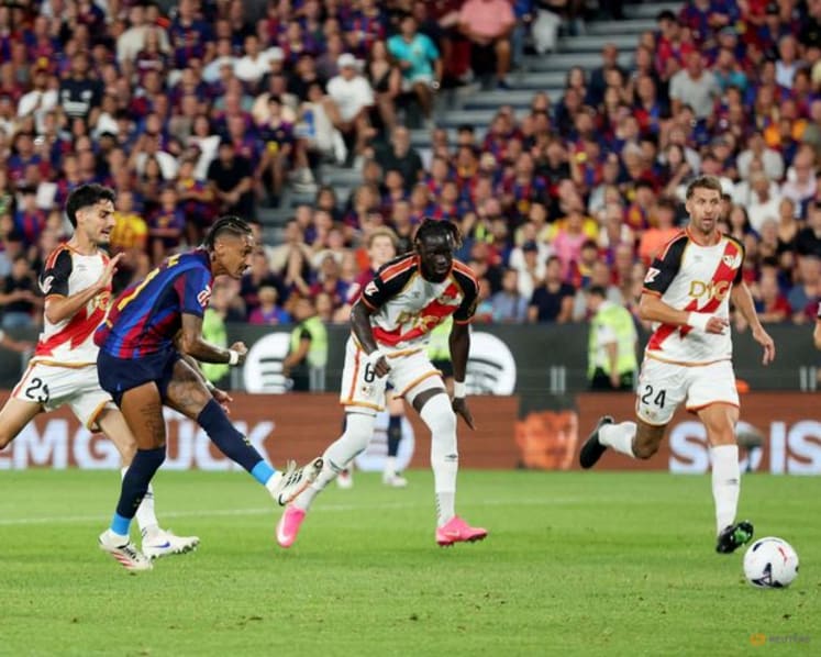 Raphinha and Lamine doubles lift Barcelona past Rayo Vallecano