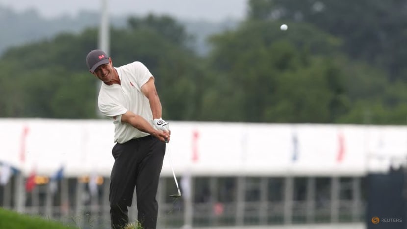 Scott's US Open dream gets washed away at rainy Oakmont Scott's US Open dream gets washed away at rainy Oakmont