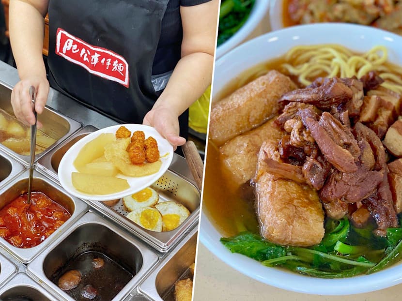 New Hawker Stall Sells Legit HK-Style Cart Noodles With 20 Customisable Toppings