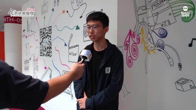 参与《我来报新闻》赛后工作坊 学生接受培训学习新闻制作技巧