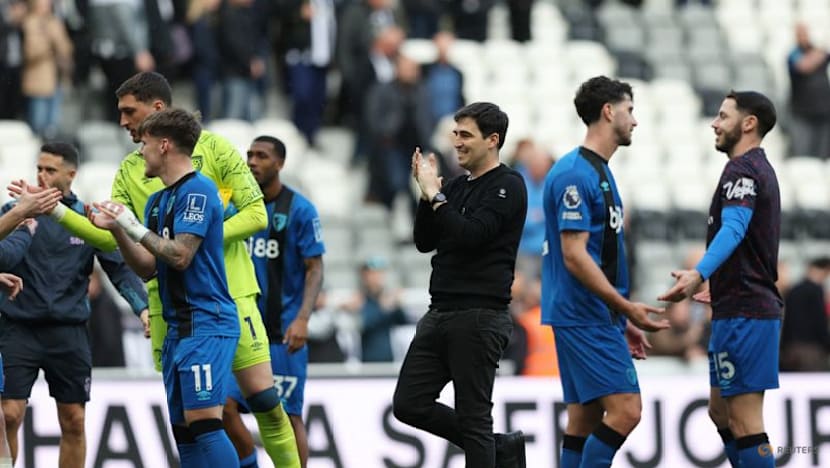Bournemouth boost European chances with 2-1 win at Newcastle
