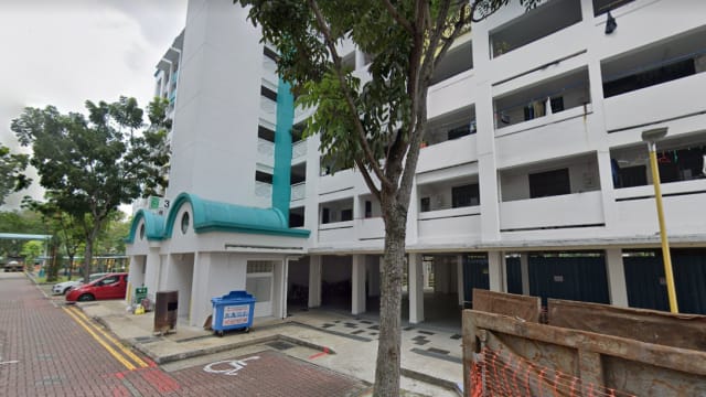 蜡烛酿火患 阿裕尼组屋13人被疏散