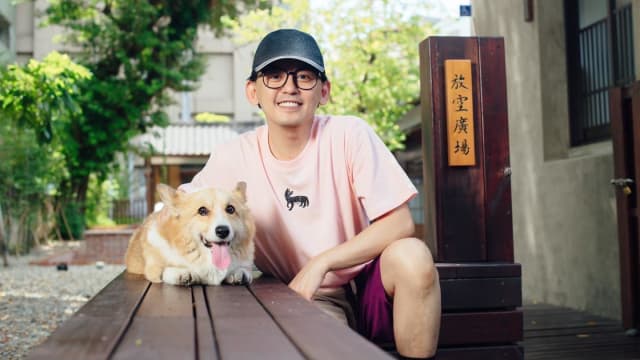 黄子佼删3段自拍视频　45万粉丝专页也消失