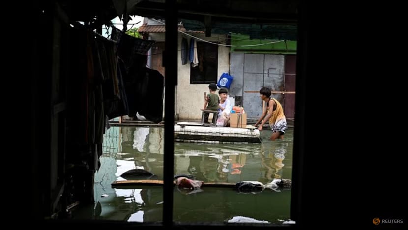 Angka korban Filipina meningkat kepada 11; Ribut Tropika Bualoi badai Vietnam