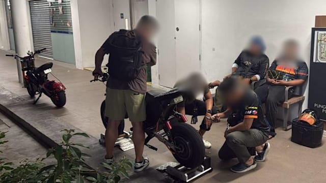 榜鹅一带执法行动 充公37辆违规代步工具