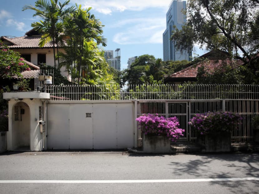The fate of Mr Lee Kuan Yew's home at 38 Oxley Road has been the centre of a dispute between his children — Prime Minister Lee Hsien Loong, Dr Lee Wei Ling and Mr Lee Hsien Yang. The fate of Mr Lee Kuan Yew's home at 38 Oxley Road has been the centre of a dispute between his children — Prime Minister Lee Hsien Loong, Dr Lee Wei Ling and Mr Lee Hsien Yang.