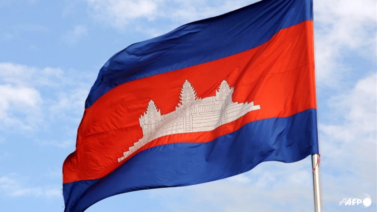 64 South Koreans held in Cambodia return home on chartered flight: Police