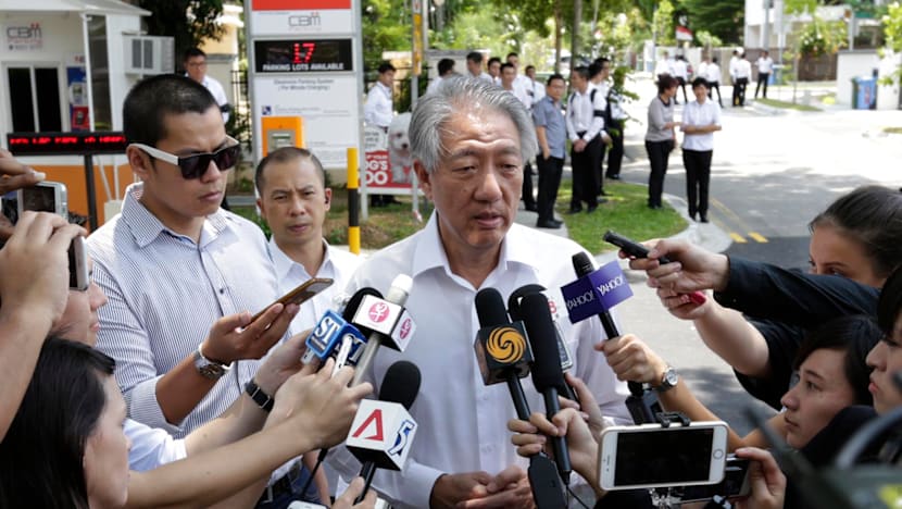 PM Lee, family and friends pay respects to S R Nathan
