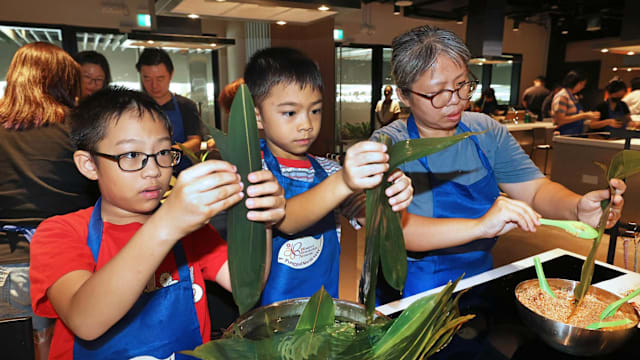 农历五月初五端午节 黄总理和李资政祝国人端午安康 