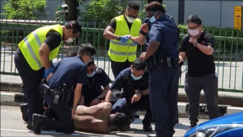 2 taser shots fired as 28-year-old man arrested for disorderly behaviour, causing hurt to police officers