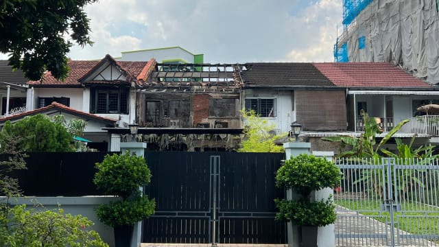 加东排屋失火 建设局发危楼令