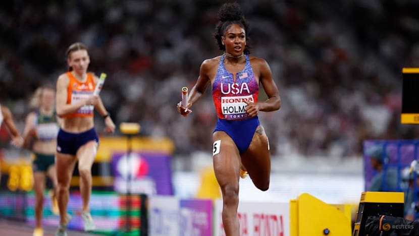 US storm to another 4x400m mixed relay gold