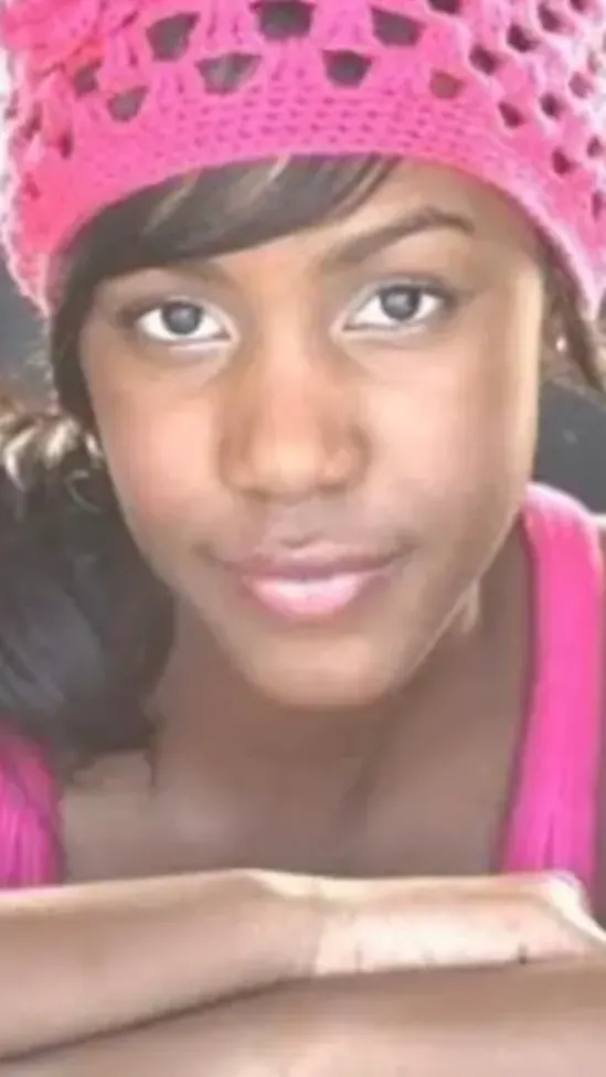 疑闯红灯遭卷车底，33岁女星车祸伤重不治