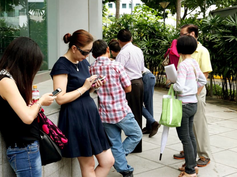 More than 100 individuals showed up at the Police Cantonment Complex yesterday to lodge reports with the CAD. Today File Photo