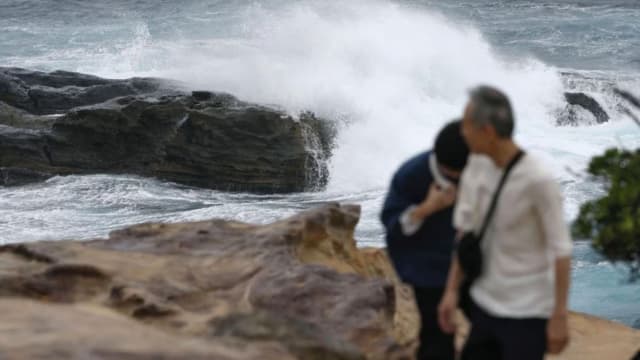 台风兰恩登陆日本和歌山县 超过800趟航班被取消