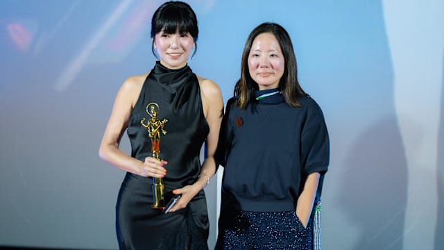 水灾打乱行程！洪玉桔穿睡衣冲商场买礼服，《泡泡糖女孩》曼谷国际电影节连夺双奖！