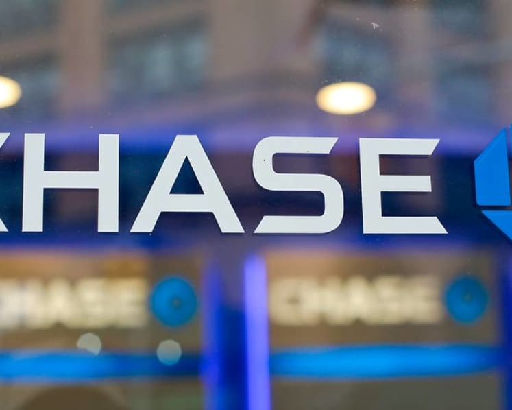 JPMorgan, Citi profits improve amid signs of recovery 