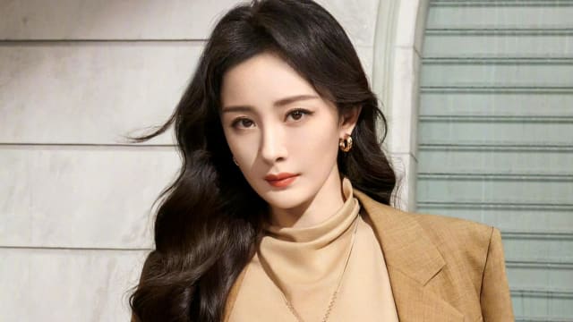 离婚5年没兴趣谈恋爱　杨幂：很享受单身的心情