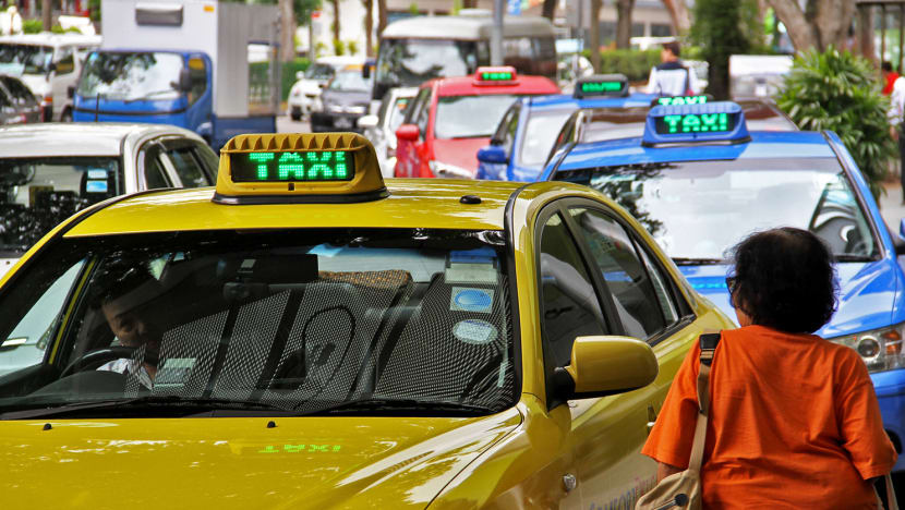 Third-party taxi booking apps face regulation