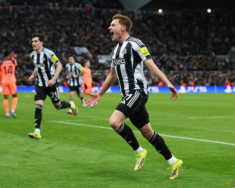 Heartbreak for Newcastle as Yamal's late penalty rescues draw for Barca
