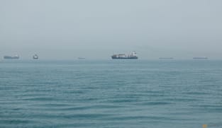Iran and US trade air strikes after Trump dismisses report of Hormuz deal  