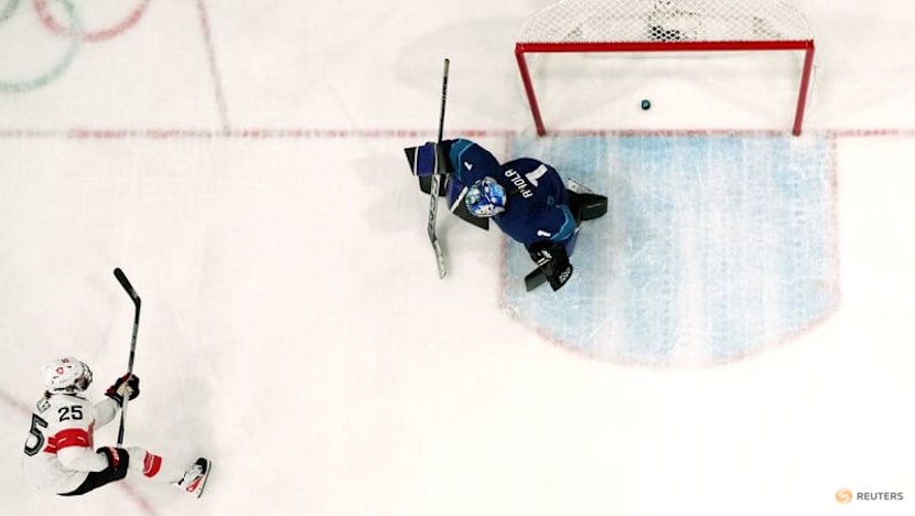 Ice hockey-Switzerland into semis after Muller goal downs Finland