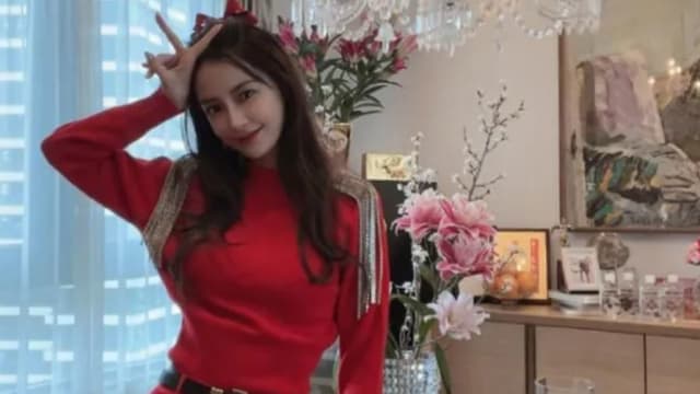 “红”这个颜色有暧昧？黄晓明和Angelababy过年爆复合 