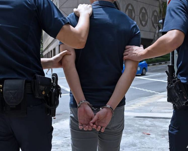 Seen a police raid? Why tipping off someone about it can be illegal