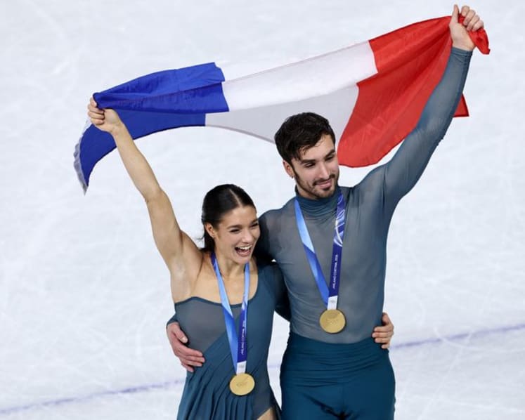 Figure Skating-Cizeron in shock after winning second ice dance gold with new partner