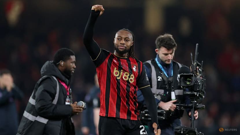 Man City sign 'extraordinary' Semenyo from Bournemouth