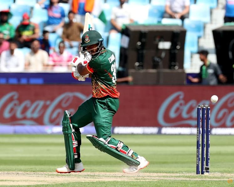 Tanzid ton stuns Australia, keeps Bangladesh on top on day two in Darwin