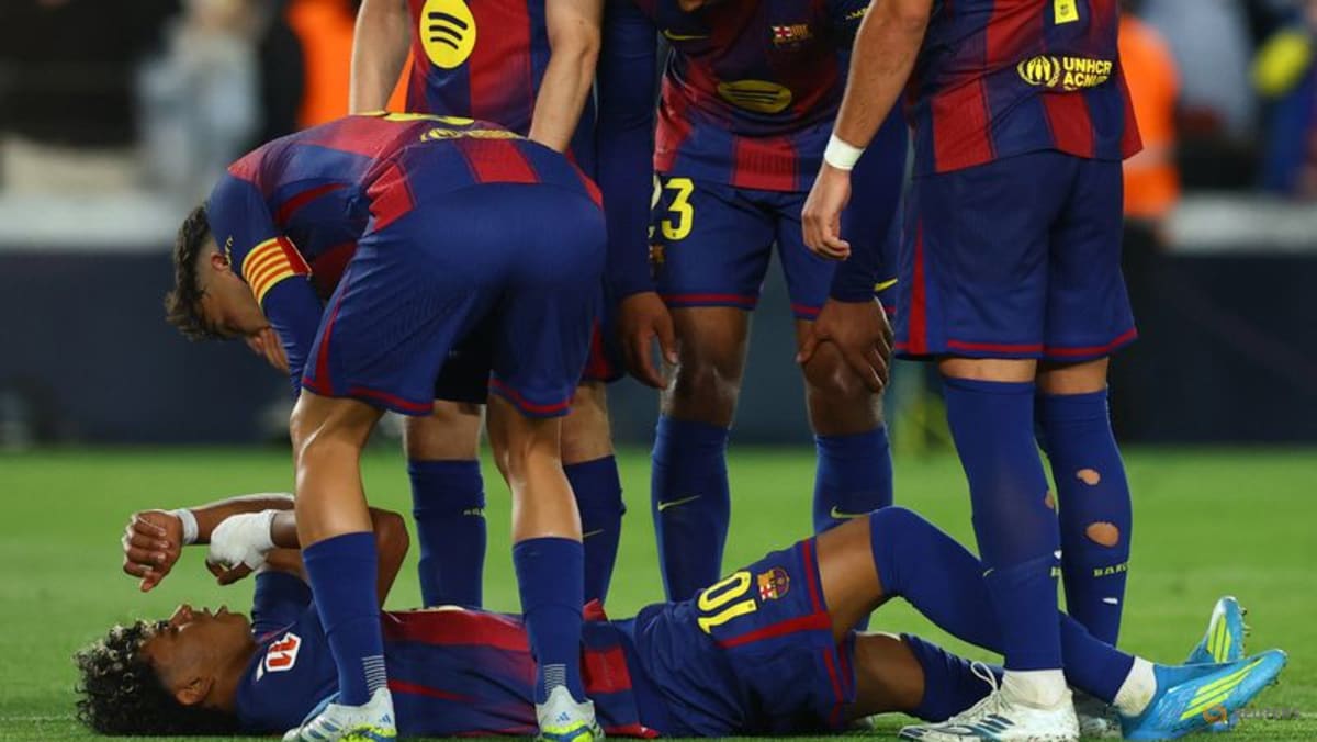 Yamal limps off after sealing Barcelona win over Celta