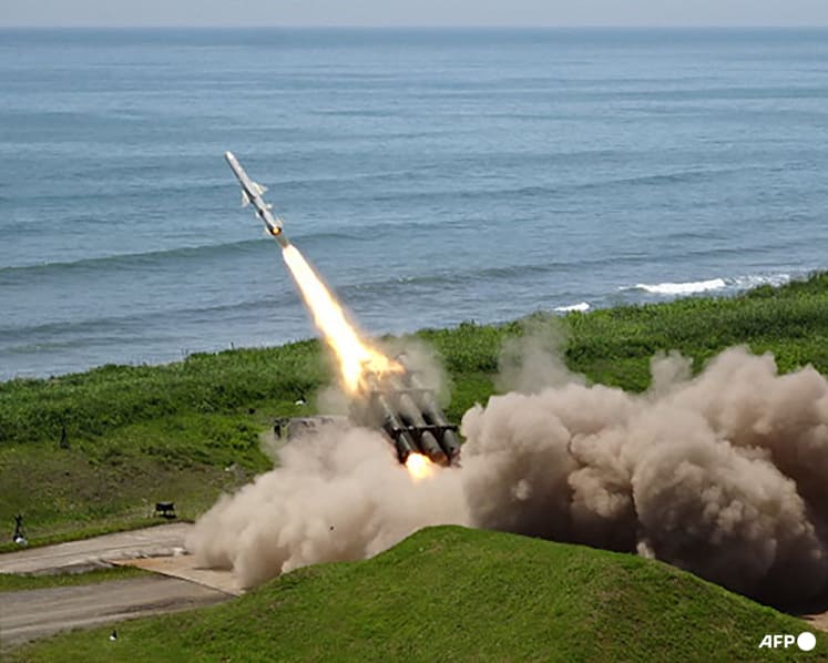 China bans dual-use goods exports for Japan military over Taiwan remarks