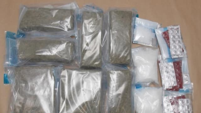 企图私运逾4.6公斤大麻进入我国 马国男子当场人赃并获