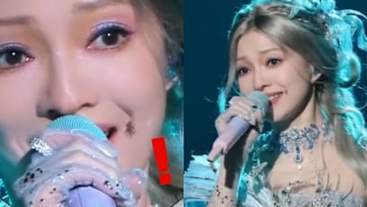 A Bug Almost Crawled Into Angela Chang's Mouth During Her Concert & This Was How She Continued Singing