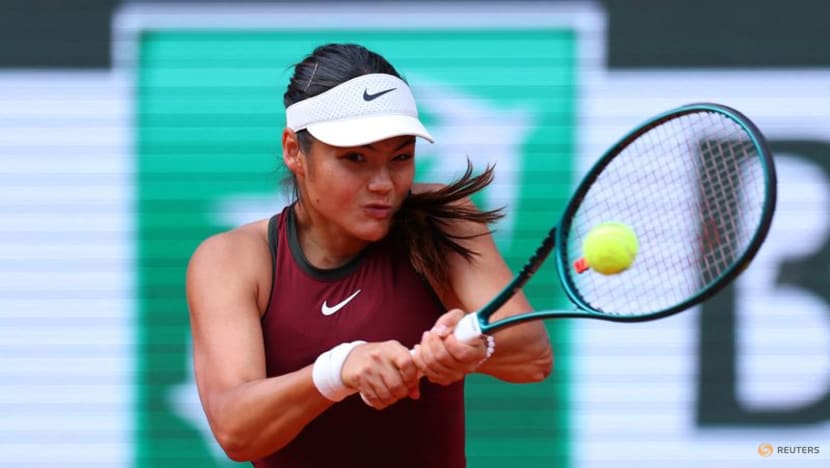 Raducanu outclassed by Swiatek but unbowed after French Open defeat