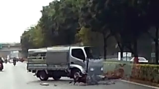 罗厘失控撞摩托车 30岁骑士伤重不治