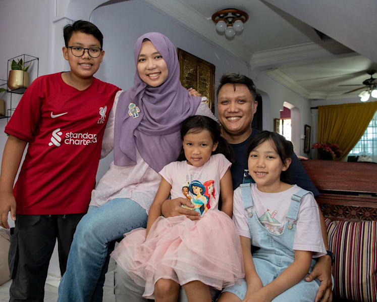 National Day Special: Away from home, this family finds comfort and warmth among fellow Singaporeans abroad