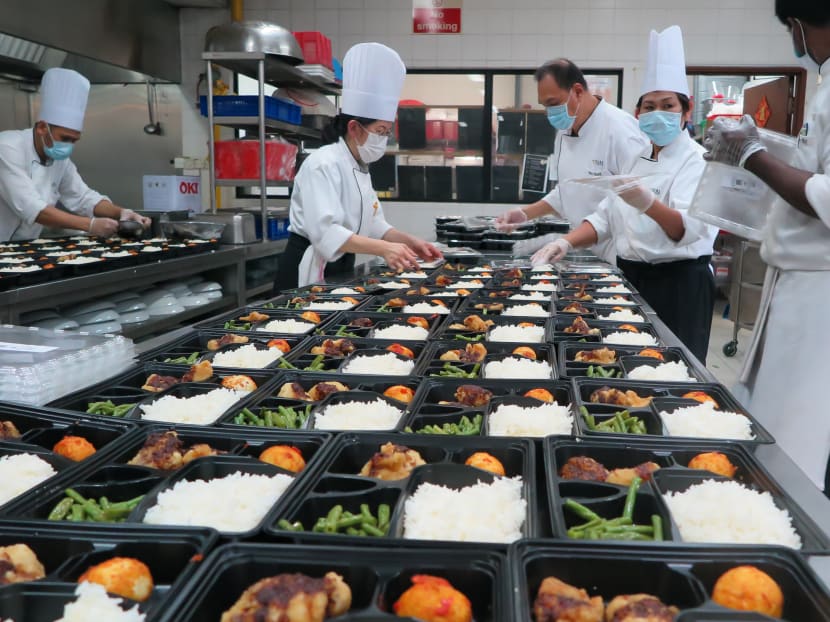 Furama Hotels International donated 31,000 packed meals to migrant workers, lower-income families and healthcare workers. They were prepared by the group's Kintamani Indonesian Restaurant and Tiffany Cafe & Restaurant. Furama Hotels International donated 31,000 packed meals to migrant workers, lower-income families and healthcare workers. They were prepared by the group's Kintamani Indonesian Restaurant and Tiffany Cafe & Restaurant.