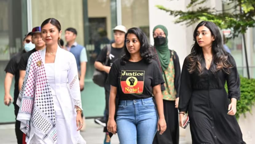3 wanita didakwa anjur perarakan pro-Palestin ke Istana akan cabar tuduhan semasa perbicaraan kes 3 wanita didakwa anjur perarakan pro-Palestin ke Istana akan cabar tuduhan semasa perbicaraan kes